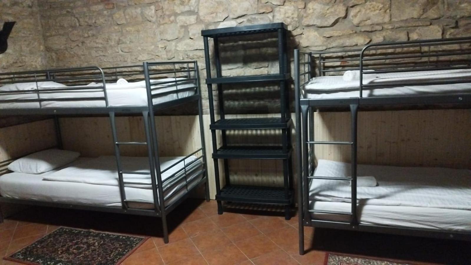 Alba Hostel Prága Kültér fotó