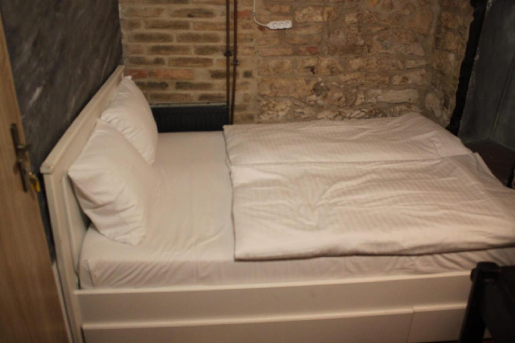 Alba Hostel Prága Kültér fotó